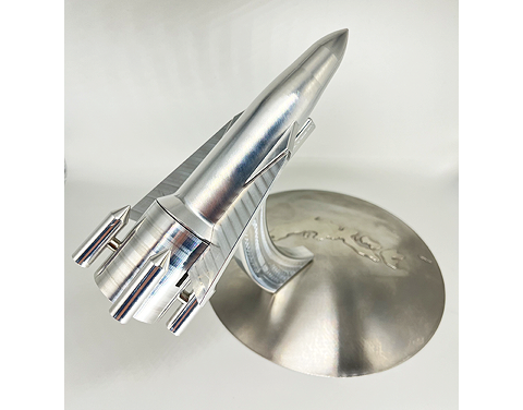 ロケット（組立）の写真